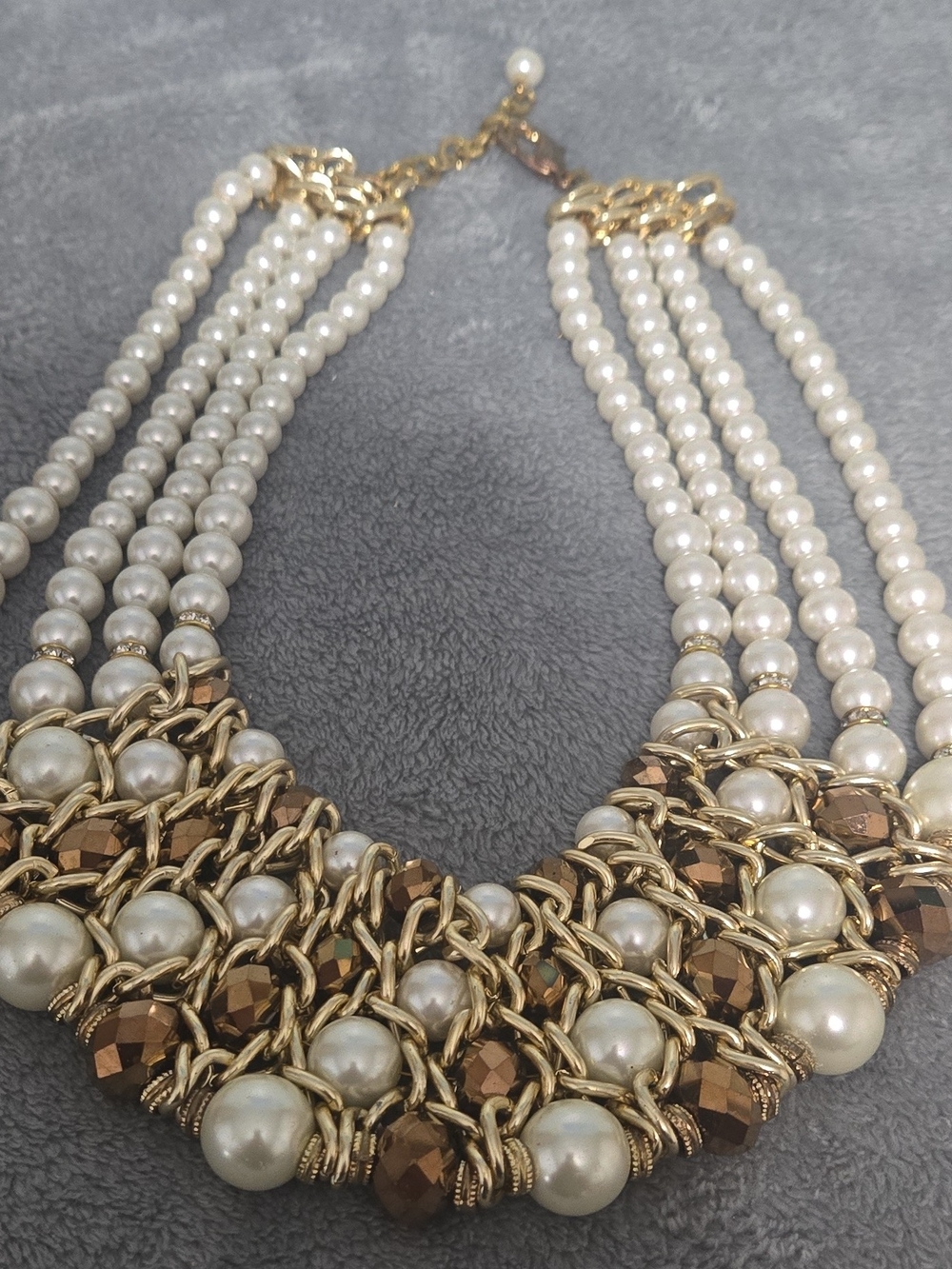 Elegant Faux Pearl & Gold Statement Necklace - White and Bronze